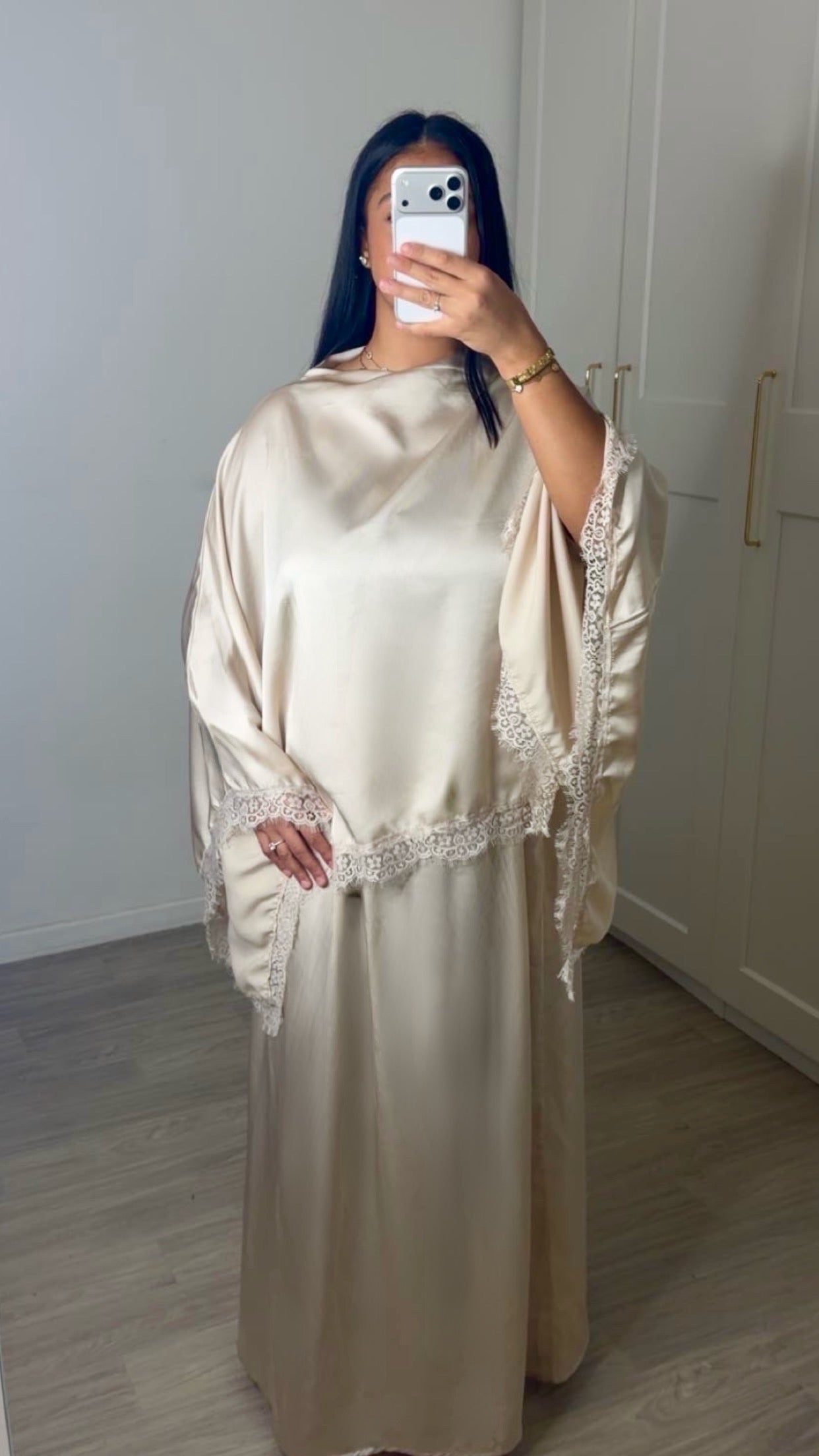 ENSEMBLE SATIN ELEGANCE BEIGE